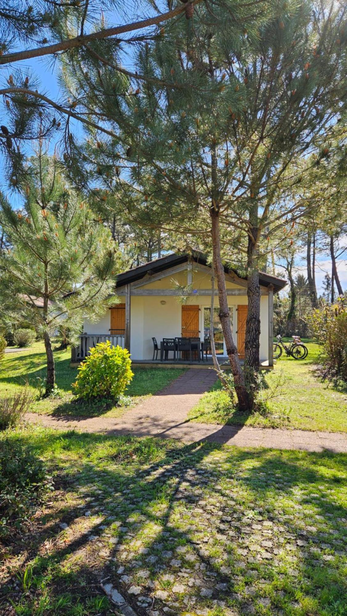 Paisible A La Plage, Piscine Et Tennis Holiday home *